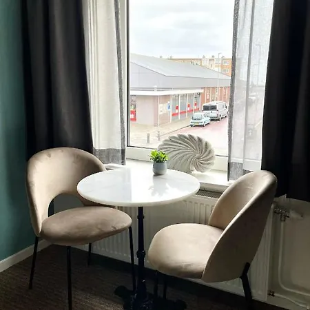 Divi Divi Zandvoort Holiday home *